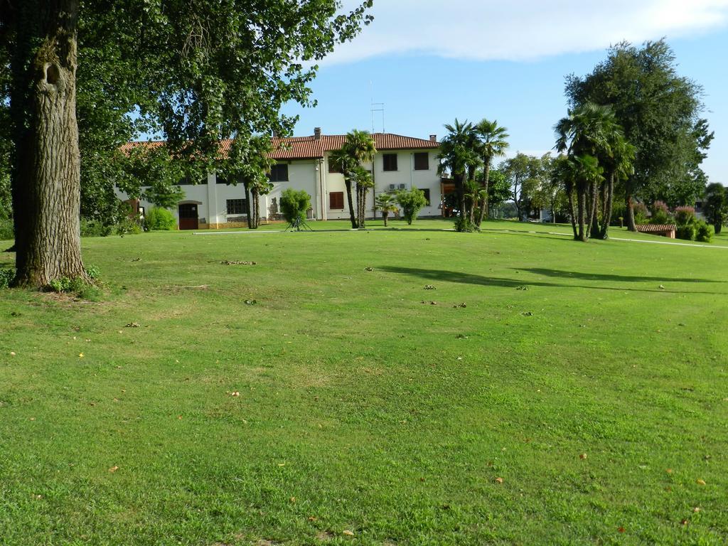 Agriturismo Zio Michele Hotell Isola Della Scala Exteriör bild