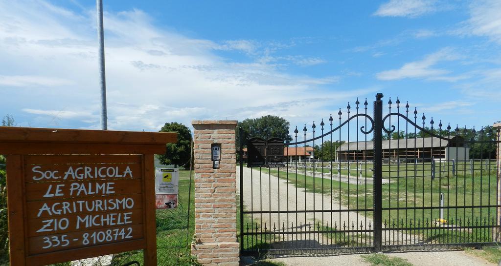 Agriturismo Zio Michele Hotell Isola Della Scala Exteriör bild