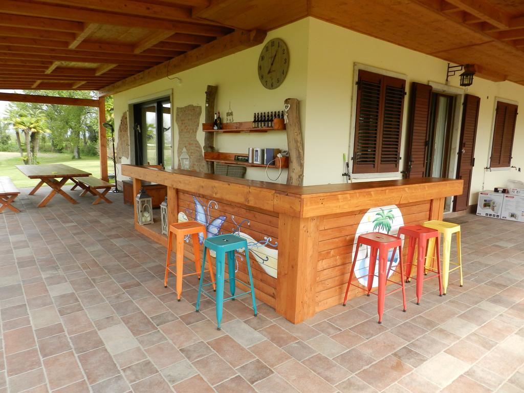 Agriturismo Zio Michele Hotell Isola Della Scala Exteriör bild