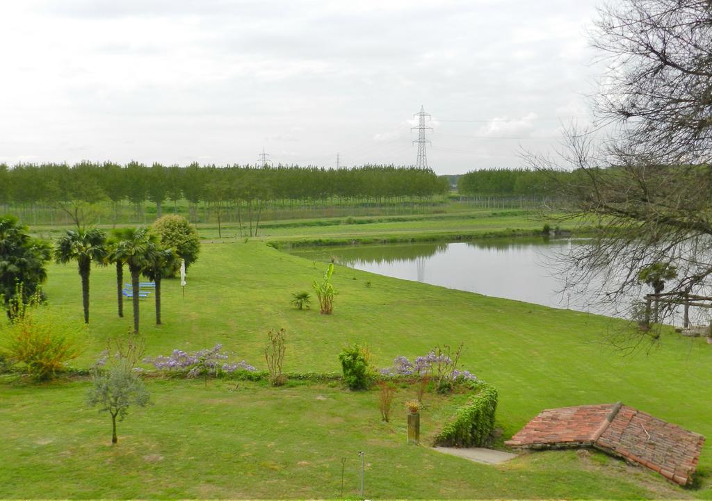 Agriturismo Zio Michele Hotell Isola Della Scala Exteriör bild