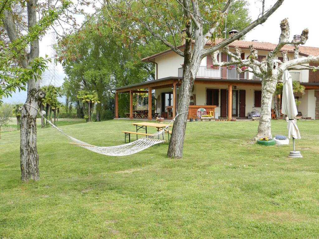 Agriturismo Zio Michele Hotell Isola Della Scala Exteriör bild